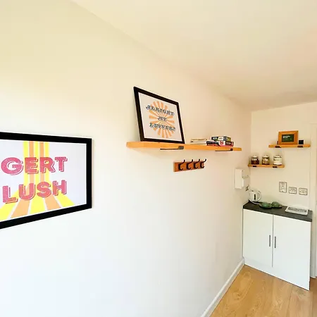 Dolores Ecopod Treehouse In The Centre Dom wakacyjny *