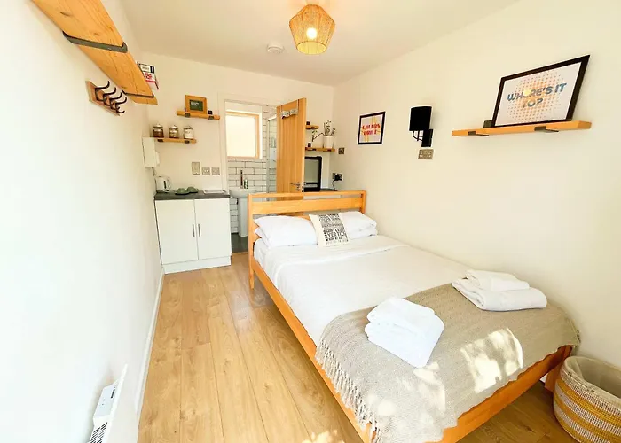 Dom wakacyjny Dolores Ecopod Treehouse In The Centre *